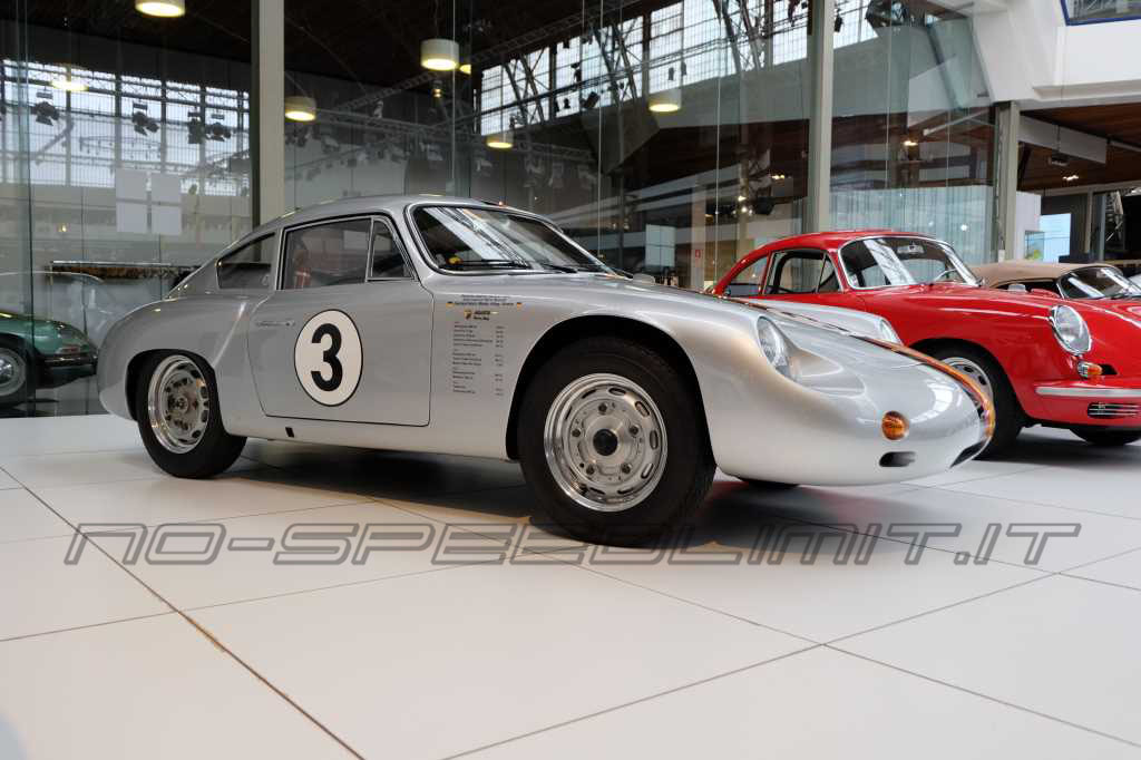 Mostra_Porsche_356_Autoworld 